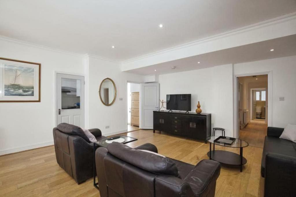 Lovely Kensington Flat Londra Exterior foto